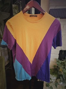 T-SHIRT LOUIS VUITTON 2013 COLORBLOCK LARGA. LEGGERE. - Foto 1 di 9