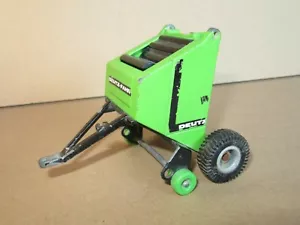 524B Vintage Siku 2556 Germania Rimorchio Agricoli Deutz Fahr Gp 2.50 Verde 1:3 - Picture 1 of 6