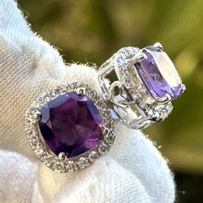Pendiente de diamantes y amatista natural de corte cojín de 4,50 quilates de oro blanco macizo de 14 K Foto 1 de 4