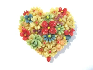 Celluloid Vintage MCM Heart Shape w Flower Dress Clip Japan 60s - Picture 1 of 2