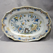 Sinceny Wheel Oval Flat Earthenware 18th Rock Flowered Drilled