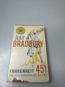 Fahrenheit 451. Vokabularien by Ray Bradbury - Foto 1 di 2
