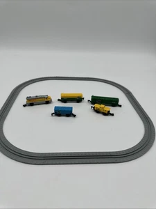Complete Micro Machines Trains Western Freight - Picture 1 of 3