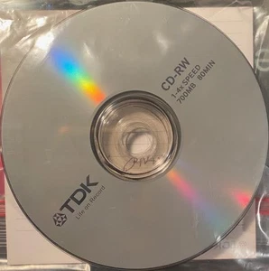 TDK CD-RW Blanks ( 8 New, 700mb - 80 min Disc, "NO CASES - DISCS ONLY") - Afbeelding 1 van 2