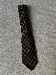 Cravatta Gucci Monogram in velluto - Foto 1 di 3