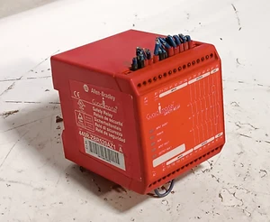 Allen-Bradley 440R-ZBR520AZ1 Serie A Guardmaster Sicherheitsrelais 120V - Bild 1 von 8
