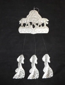 Carson Pewter Giraffes Large Wind Chimes - Picture 1 of 5