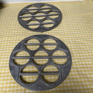 2 ALUMINUM molds for VARENIKI. Russian VARENIKI. Dumpling mold Perogies - Picture 1 of 5