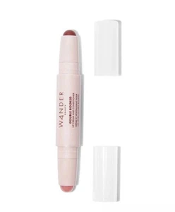 Acondicionador de labios con doble reserva WANDER BEAUTY y tono crema: OTW/in the Clear - Imagen 1 de 3