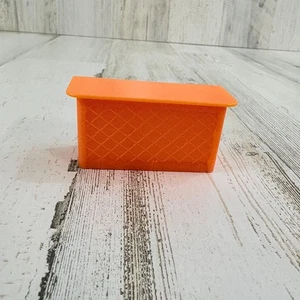 Bluey Flugzeug Hotel orange Schreibtisch Tisch Theke für Figur Spielset NEU - Bild 1 von 3