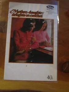 GREAT CROCHET BOOK PATONS NO. 985 GREAT **** MUST SEE - Picture 1 of 2