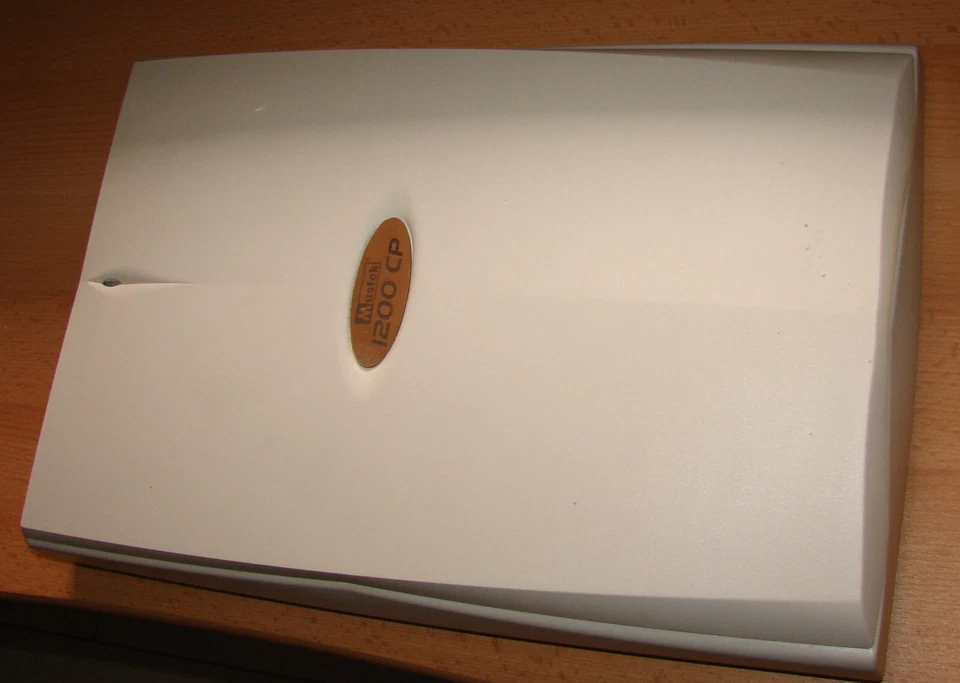 Flachbettscanner Mustek 1200 CP wenig gebraucht - Bild 1 von 4