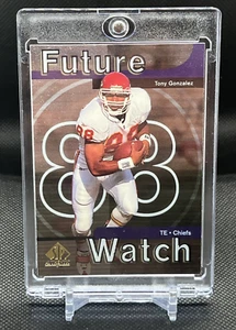 Orologio Tony Gonzalez SP 1997 Autentico Futuro 11 Rookie K.C. Chiefs quasi nuovo/mt #3 - Foto 1 di 7