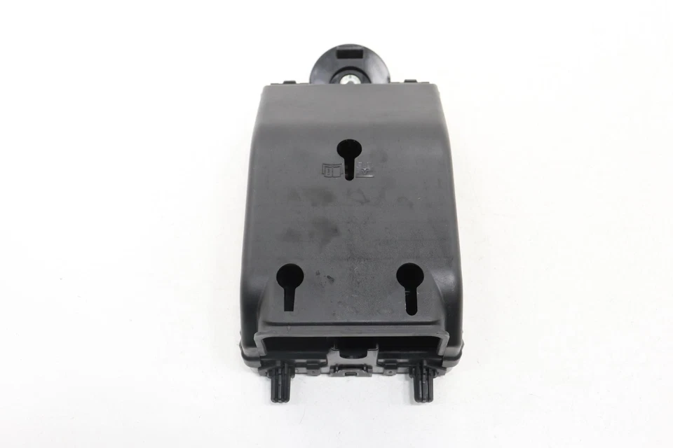 2016 - 2025 VOLVO XC90 FUSE RELAY BOX JUNCTION BLOCK MODULE UNIT OEM 32142591 - Image 1 of 4