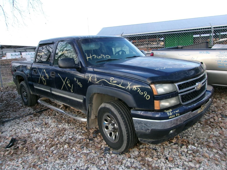 Used Transfer Case Assembly fits: 2006 Chevrolet Silverado 1500 pickup exc. Dena Foto 1 de 4