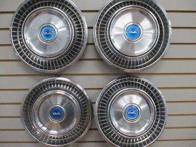 Mercury Cougar XR7 1971 1972 1973 tapacubos cubierta de rueda juego OEM 71 72 73 694 Foto 1 de 4