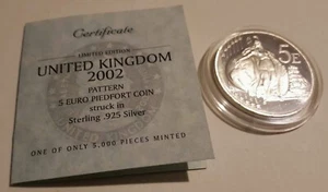 SILVER PIEDFORT 5 EURO 2002 UK PATTERN COIN + CASE & COA - Picture 1 of 9