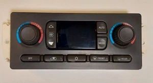2003 - 2006 Chevy GMC Envoy Trailblazer Climate Heater Control A/C 15195331 - Bild 1 von 8