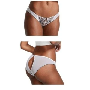 ❤️❤️❤️Victorias Secret Cheekini Panty L keyhole cut out back embroidered white - Picture 1 of 6