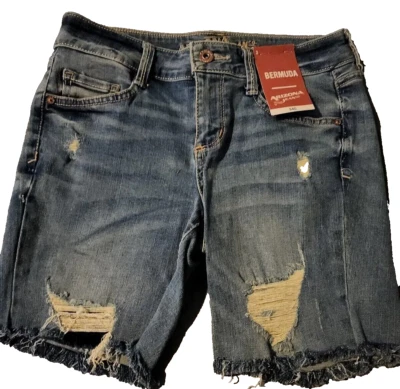 Bermuda Shorts Denim Distressed Med Wash Arizona Size 3 (T26) - Image 1 of 4