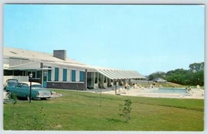 1950's GROTON MOTOR INN MOTEL A KNOTT HOTEL CT SWIMMING POOL CLASSIC CARS AWNING - Picture 1 of 2