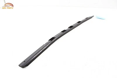 2015-2019 CHEVROLET CORVETTE RIGHT PASSENGER SIDE DOOR WINDOW BELT MOLDING OEM - Image 1 of 4