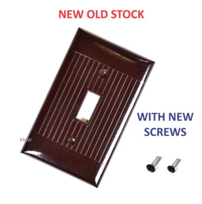 NOS - Vintage Sierra Ribbed Bakelite Toggle Switch Wall Plate Duplex Cover BROWN - Image 1 of 3