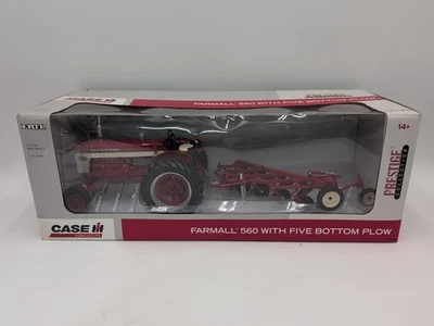 1/16 Ertl Farm Toy Farmall 560 Tractor With Plow Set - Image 1 of 4