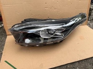 Faro delantero izquierdo led kia xceed 19-23 92101-j7300 j7921-21070 - Imagen 1 de 14