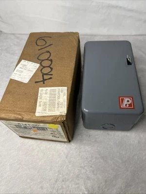 Paragon 8141-00 120V Defrost Control Time Initiated Temperature or Pressure - Image 1 of 4