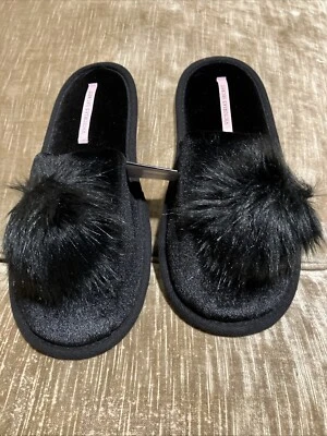 Zapatillas Victoria's Secret Terciopelo Pom Pom Negras - Talla Grande (9/10) - Nuevas con Etiquetas Foto 1 de 3