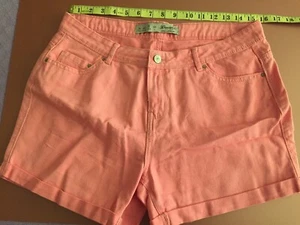 Ladies Shorts Pink Shorts Size 14 Excellent - Picture 1 of 4