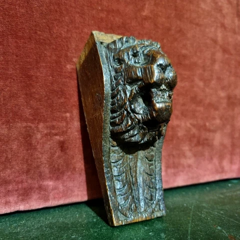Lion wood carving corbel bracket 4.5 in - Antique French architectural salvage Cover
