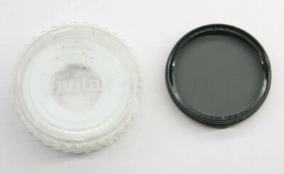 Vivitar - Polarizing 49mm Lens Filter with Case - Used - W66 - Image 1 of 3