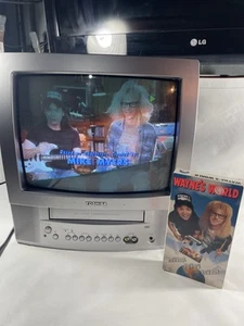 Vintage Toshiba MV13Q41 13" CRT TV VCR Combo Player VHS Recorder - No remote - Picture 1 of 15
