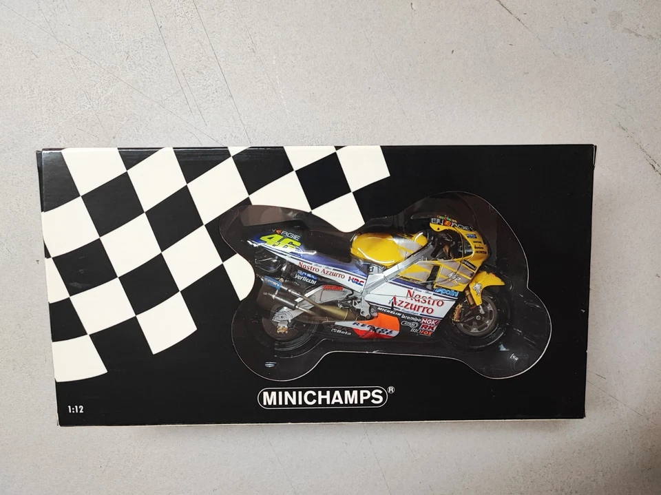 MINICHAMPS PMA 122016146 BIKE HONDA NSR 500 NASTRO MOTO 2001VROSSI 1/12 scale - Immagine 1 di 4