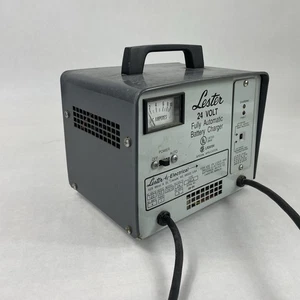 Cargador de batería automático Lester 24V - Imagen 1 de 7