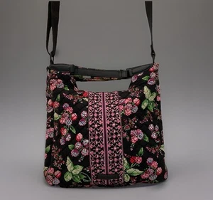 Vera Bradley gesteppte Umhängetasche/Beuteltasche „Change It Up“ „Winter Berry“ Blumenmuster  - Bild 1 von 13