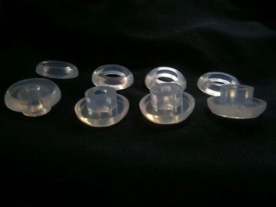 4 MUSHROOMS GOMMINI JAPAN  GROMMETS THORENS TD 124. TD124 TD 135 TD 224 TD 121 - Bild 1 von 2