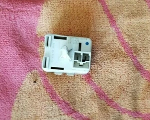 WHIRLPOOL REFRIGERATOR RELAY 2225929 - Picture 1 of 1