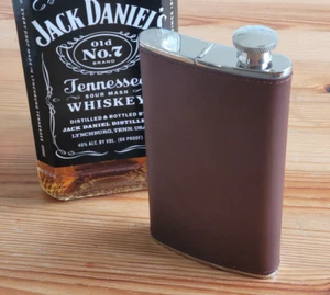 Brown Soft Leather Wrapped 4oz Stainless Steel Flask Build In Cigar Holder Case - Picture 1 of 5