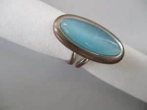 Modeschmuck Damenring mit großem hellblauem Stein - Bild 1 von 3
