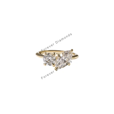 Wedding 18K Yellow Gold Ring  Diamond Toi Et Moi Round Cut IGI 2.00 Ct Lab Grown - Image 1 of 4