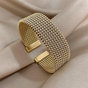 Bracciale aperto maglia intrecciata acciaio inox vintage impermeabile unisex gioielli - Foto 1 di 26