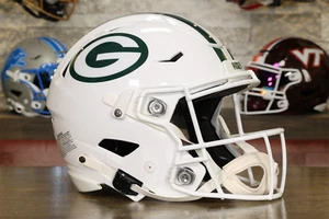 Green Bay Packers Riddell SpeedFlex Helmet - Winter Warning Alternate - Picture 1 of 1