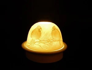 Litopane Blanco Cardinal Bisque 2 Piezas Luz de Hadas Eléctrica 2012 Roman Inc - Imagen 1 de 11