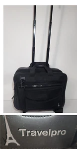 Travelpro 5211 001 Estuche de Viaje Ejecutivo Rodante para Laptop 8"x13"x16" Sólido - Imagen 1 de 17