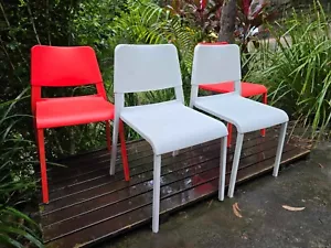 4x IKEA Teodores Dinning Chairs Indoor/Outdoor White/Red Seat - Gosford - Picture 1 of 10