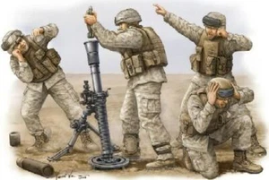1/35 Trumpeter Modern US Marine M252 Team Figure Set (4) - Picture 1 of 1