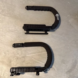 Pair Of Camera Handheld Stabilizers Cam Caddie Scorpion and Z Grip Top Handles - Picture 1 of 5